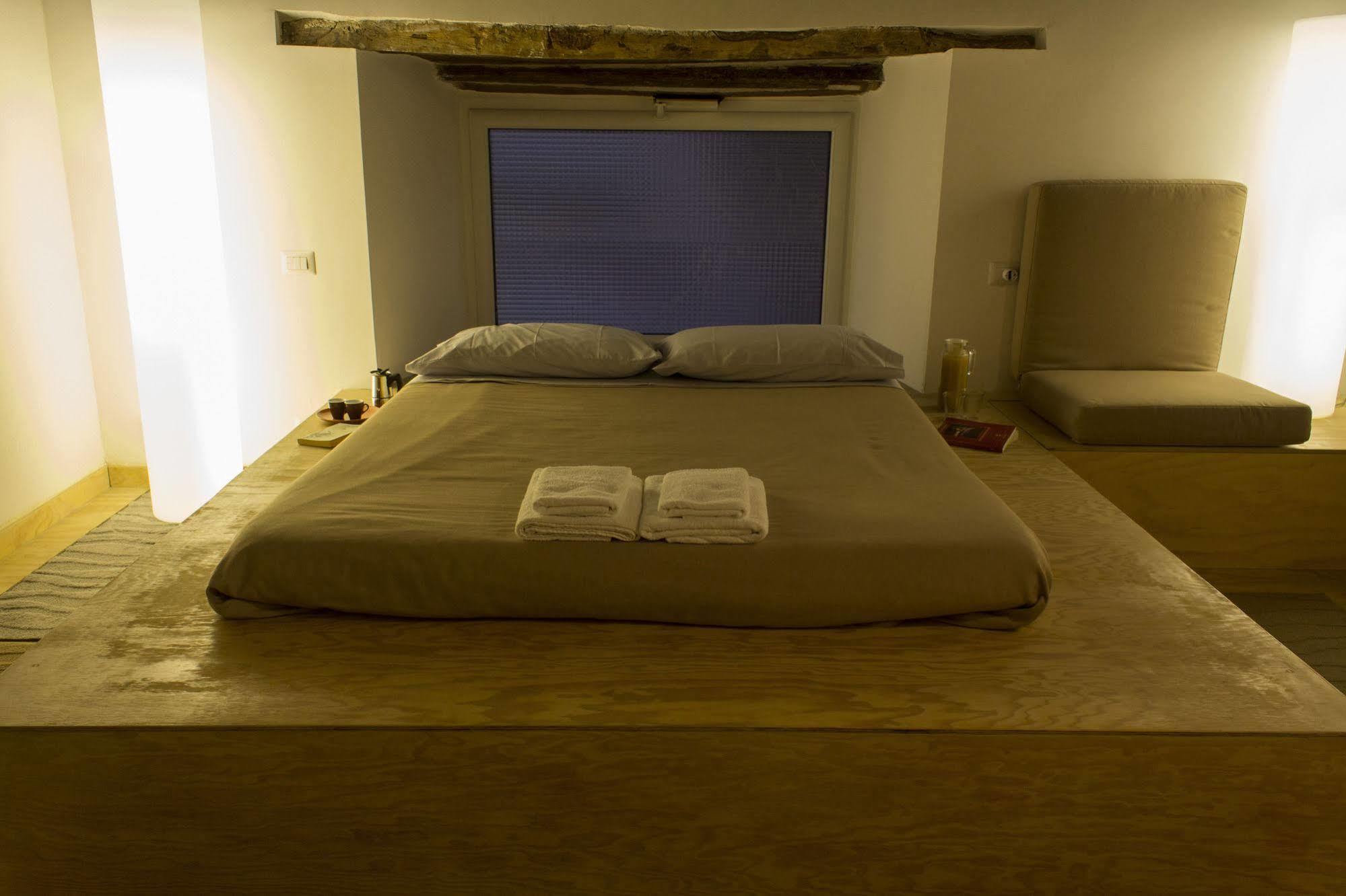 Casa Latina Bed and Breakfast Νάπολη Εξωτερικό φωτογραφία