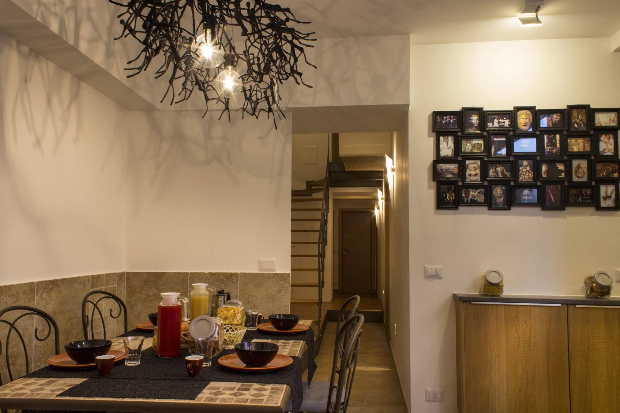 Casa Latina Bed and Breakfast Νάπολη Εξωτερικό φωτογραφία